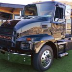 ۵ نکته برای انتخاب کامیون مناسب برای حمل مواد شیمیایی