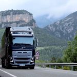 چگونه بارهای حجیم را در شرایط سخت آب و هوایی حمل کنیم؟